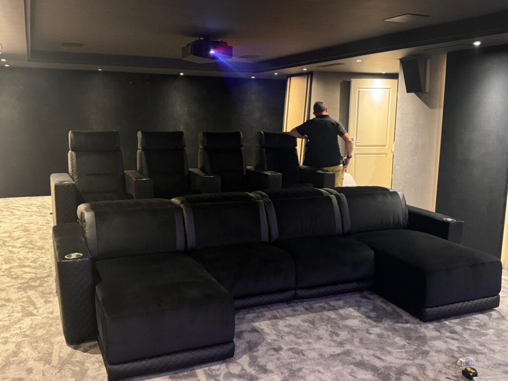 Cine privado en Marbella 02