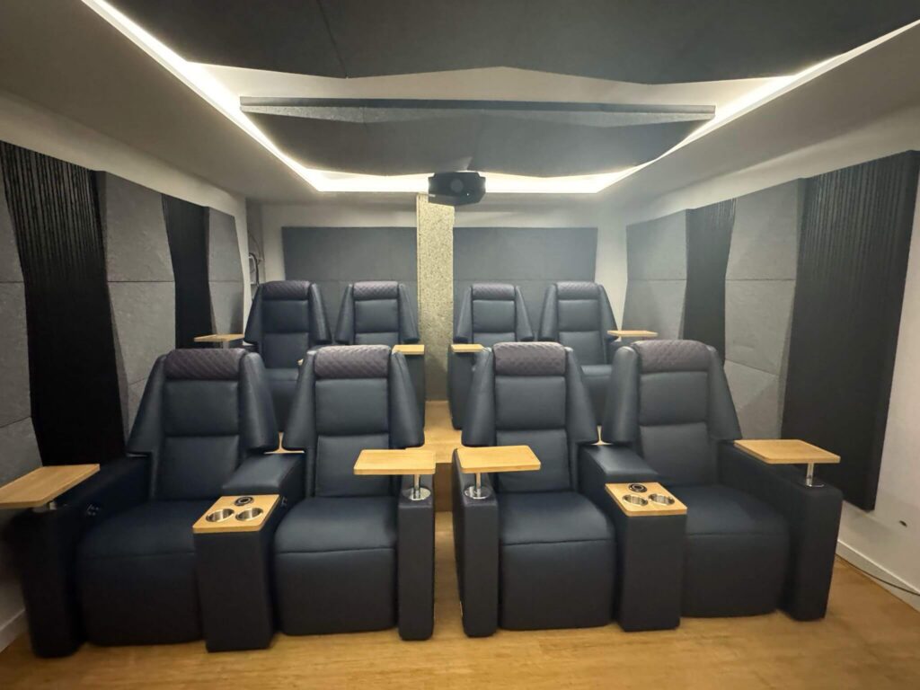 Sala de cine en casa en el Albir 00